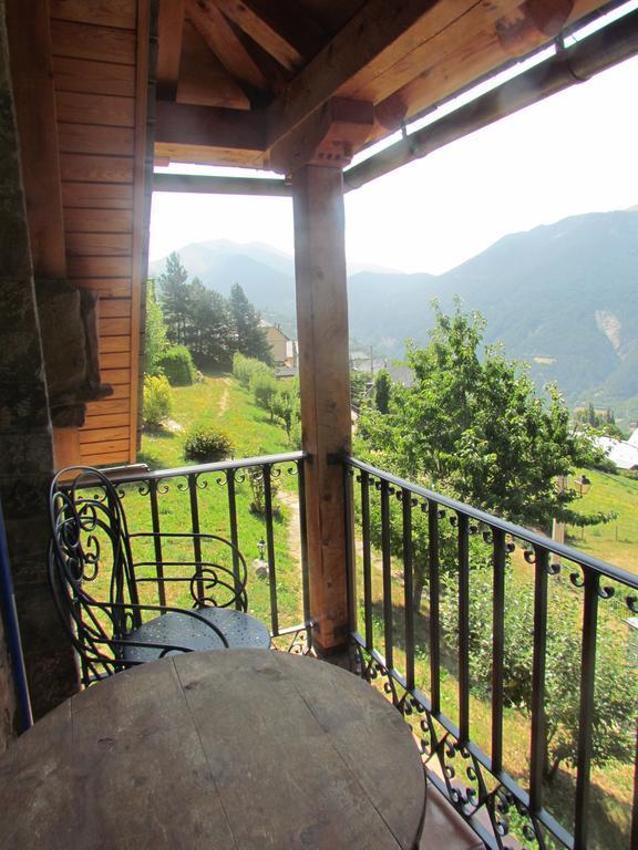 Casa Rural Fontamil Gistaín Pokoj fotografie